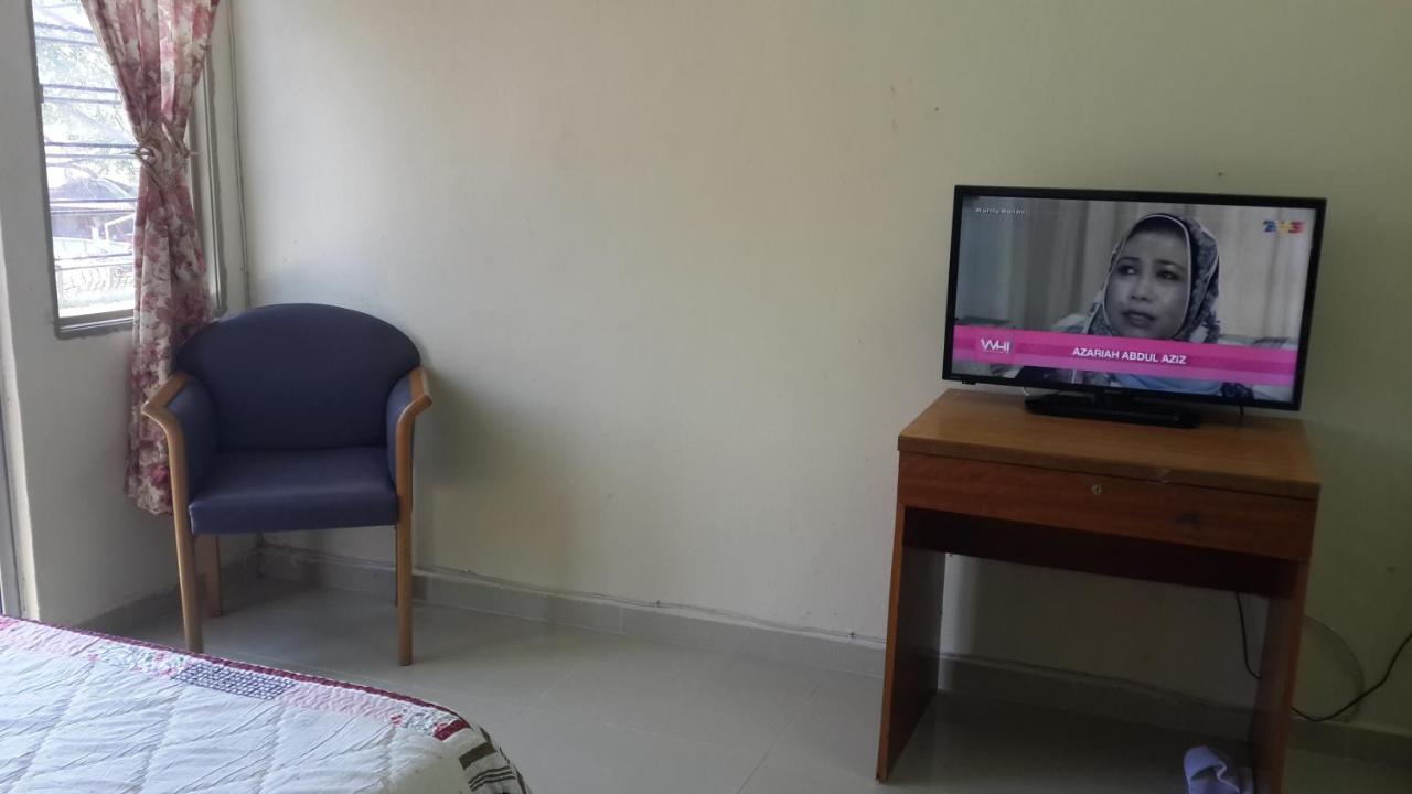 Daisyinn Budget Hotel Kuala Terengganu Kampong Gong Badak Exterior foto