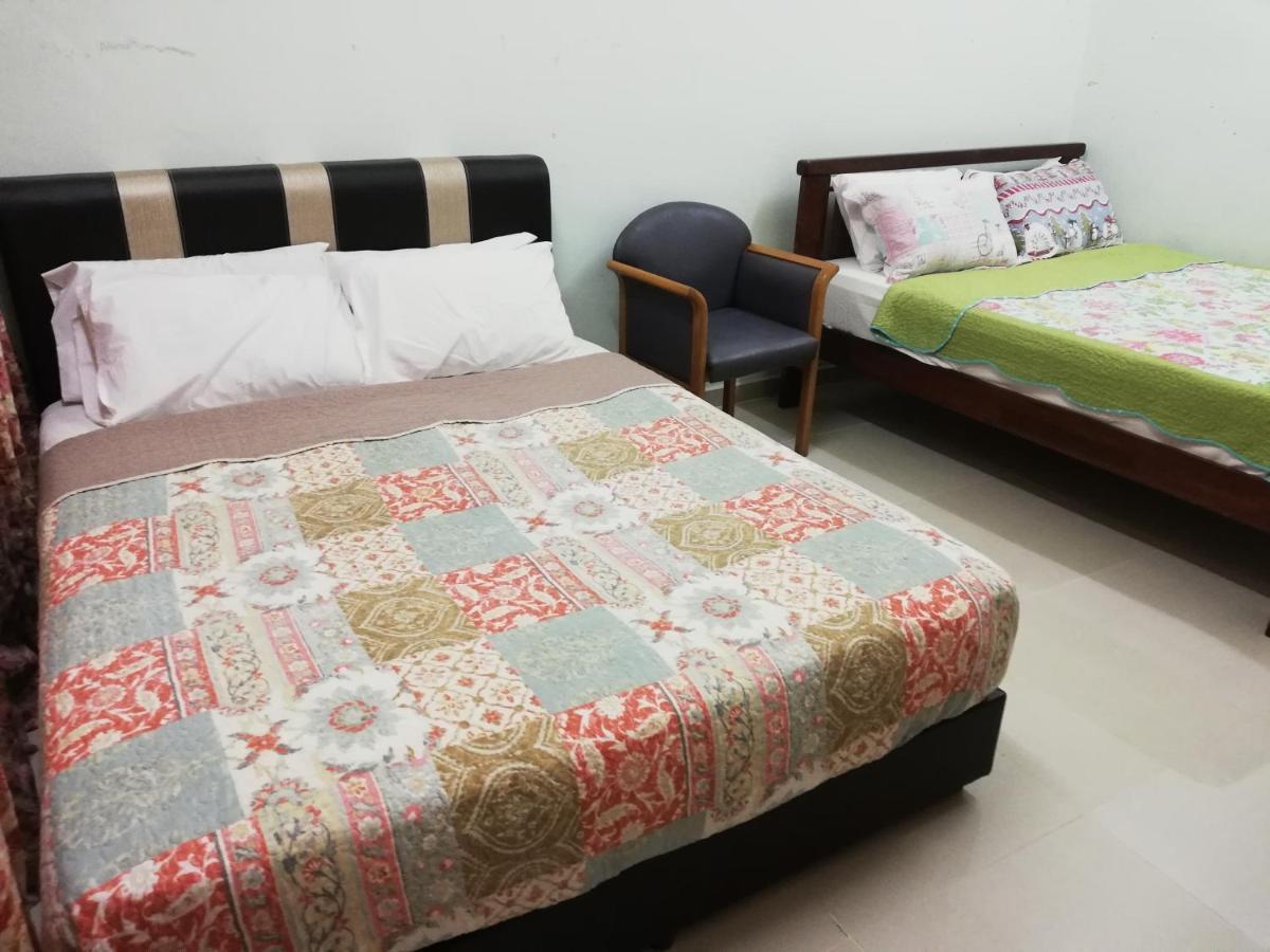 Daisyinn Budget Hotel Kuala Terengganu Kampong Gong Badak Exterior foto